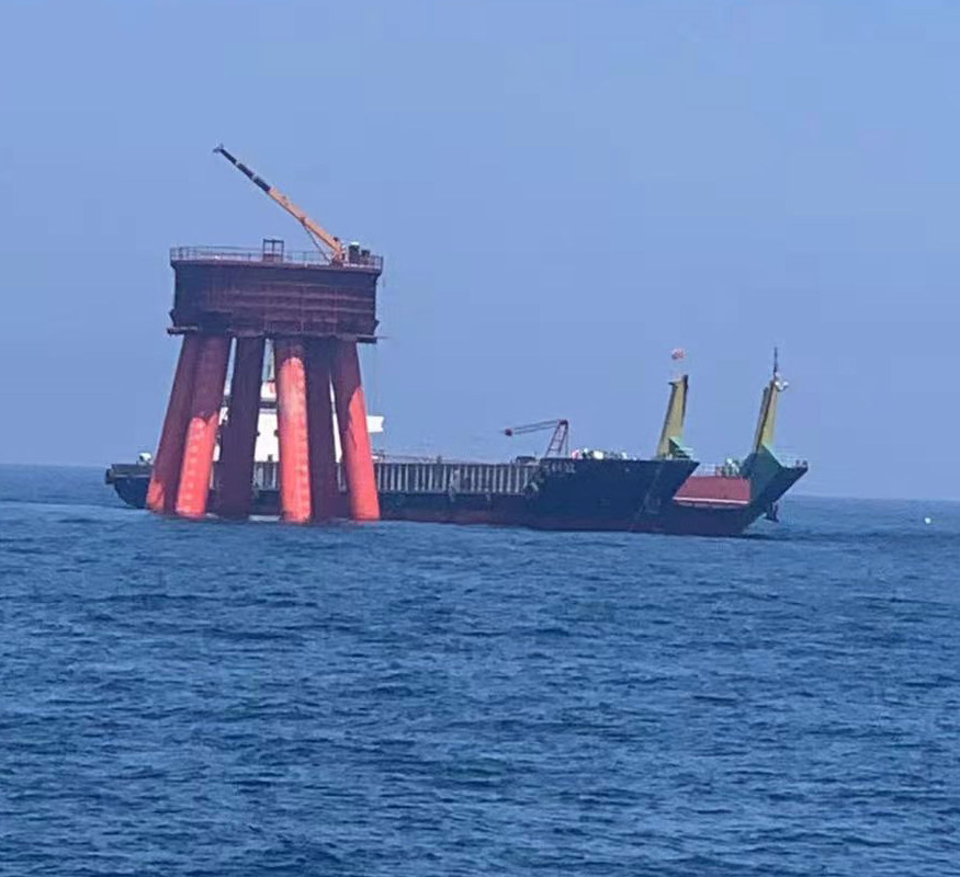 海上施工平台专用吊机